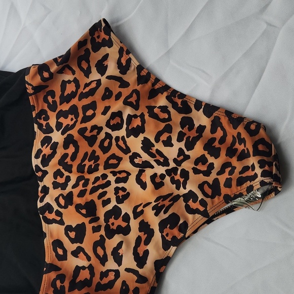 Leopard Print One-Piece Swimsuit - Picture 5 of 5